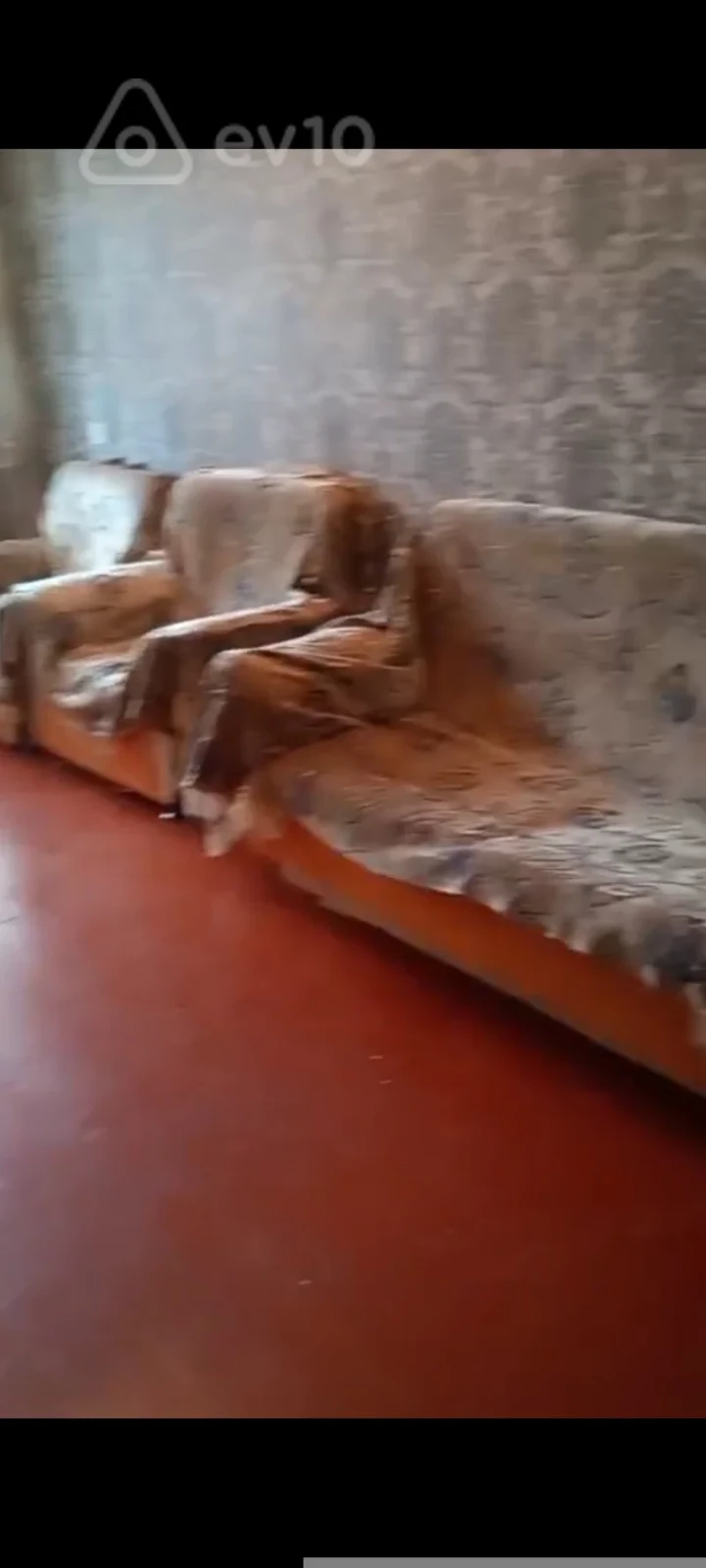 Kirayə verilir 2 otaqlı köhnə tikili 65 m²