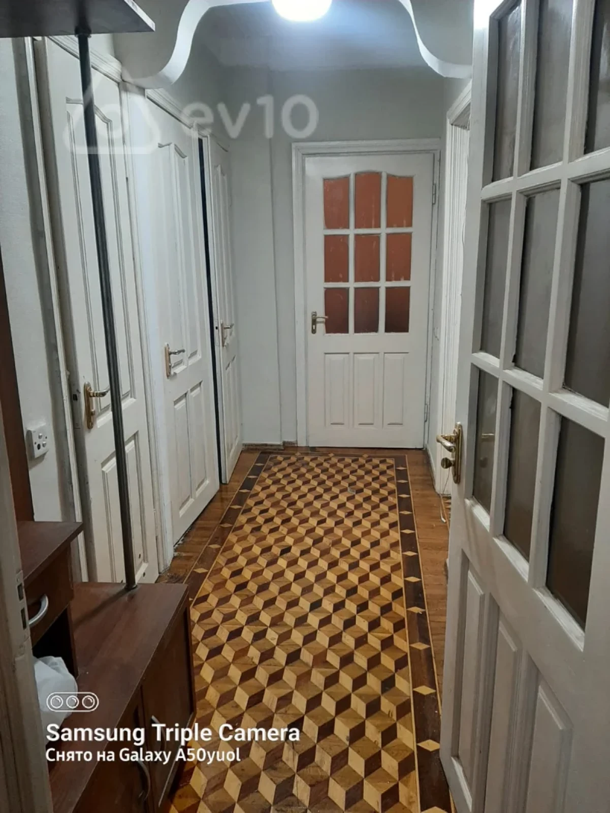 Kirayə verilir 2 otaqlı köhnə tikili 60 m²