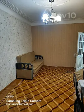 Kirayə verilir 2 otaqlı köhnə tikili 60 m²