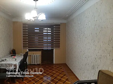 Kirayə verilir 2 otaqlı köhnə tikili 60 m²