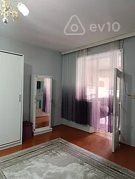 Kirayə verilir 2 otaqlı həyət evi 70 m²
