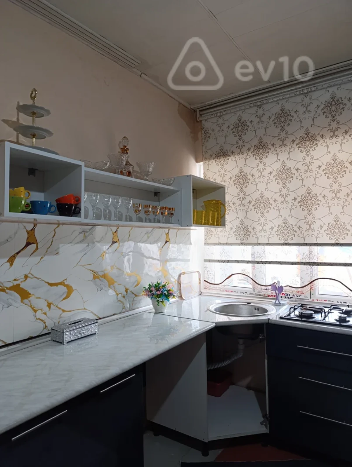 Kirayə verilir 2 otaqlı həyət evi 70 m²