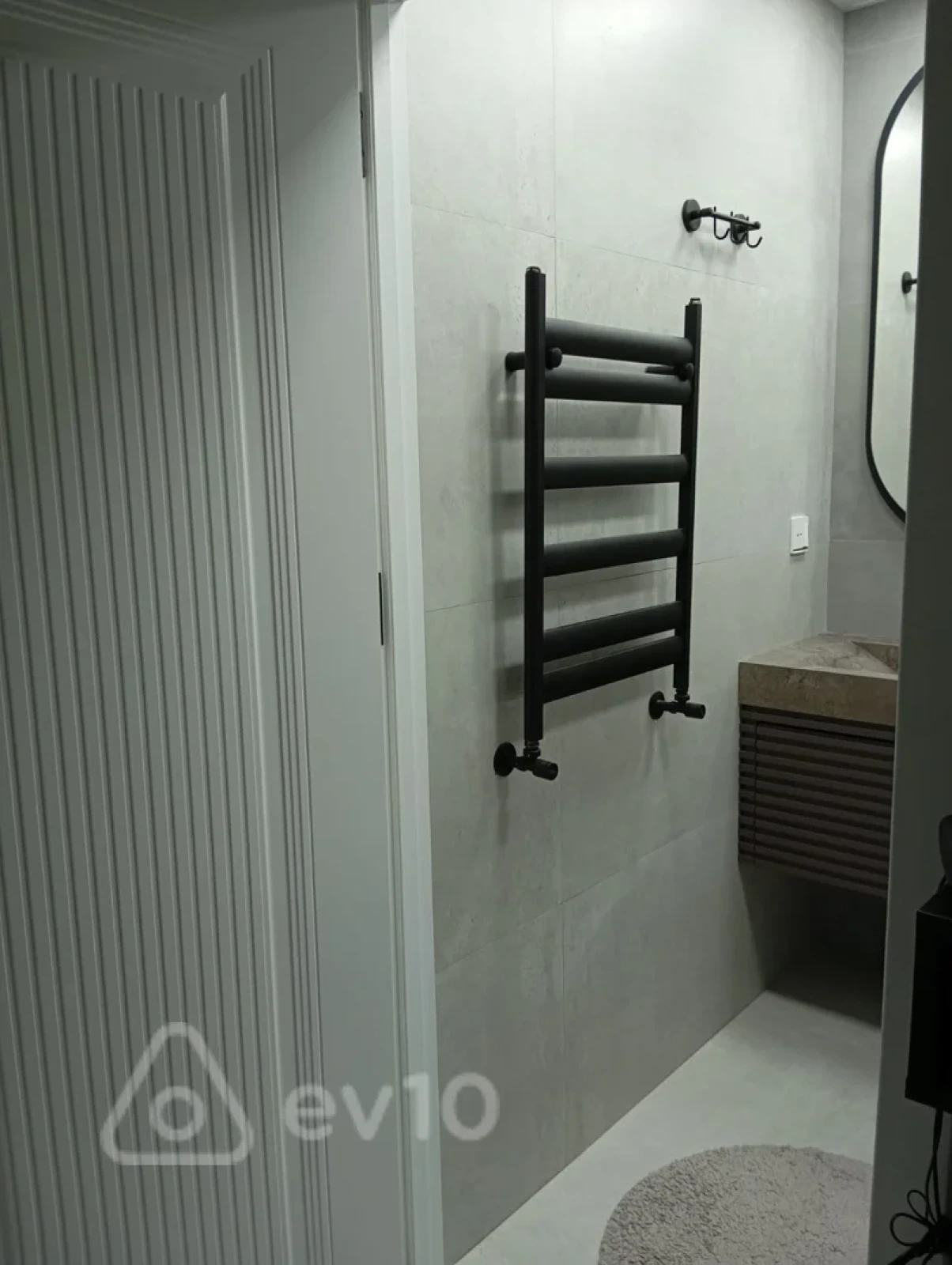 Satılır 2 otaqlı yeni tikili 60 m²