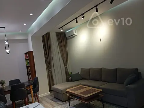 Satılır 2 otaqlı yeni tikili 60 m²