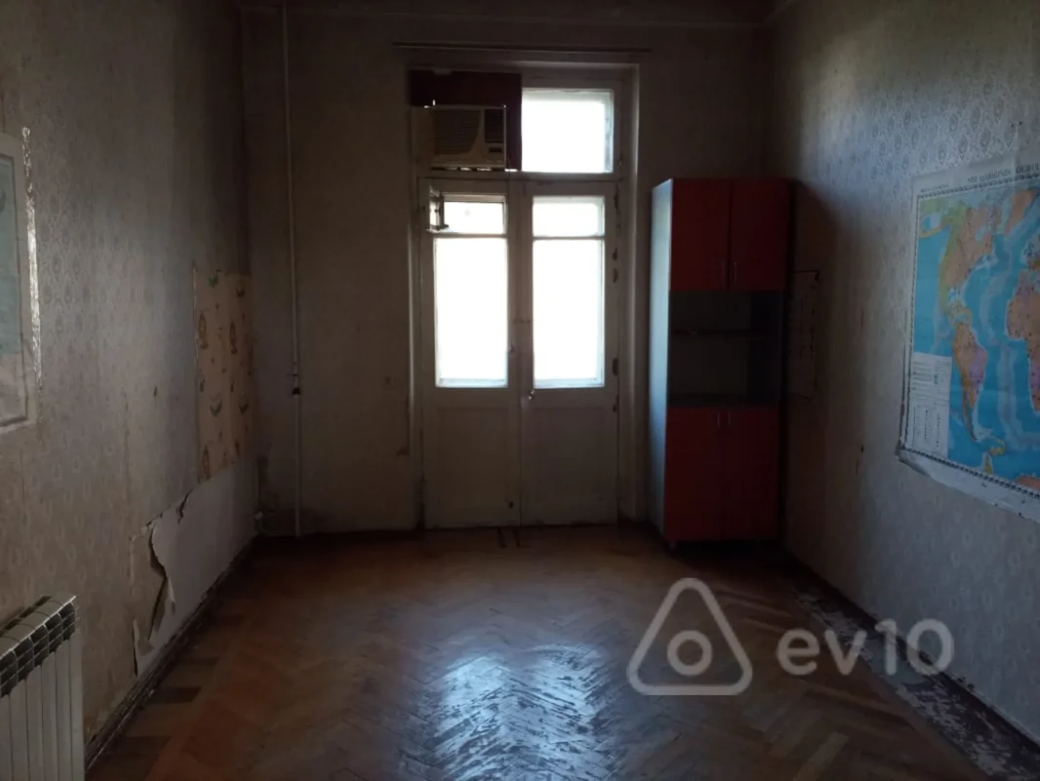 Kirayə verilir 2 otaqlı köhnə tikili 60 m²