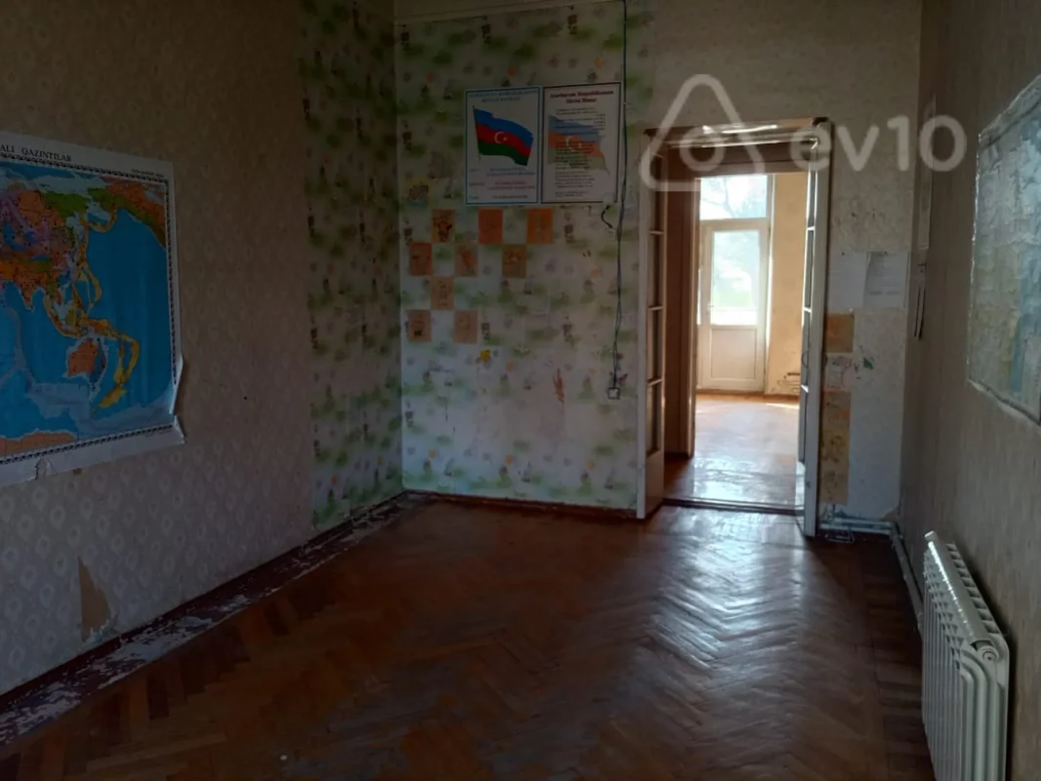 Kirayə verilir 2 otaqlı köhnə tikili 60 m²