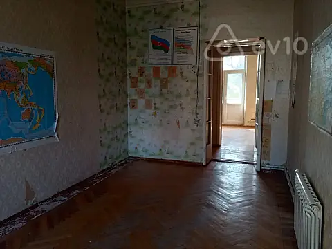 Kirayə verilir 2 otaqlı köhnə tikili 60 m²