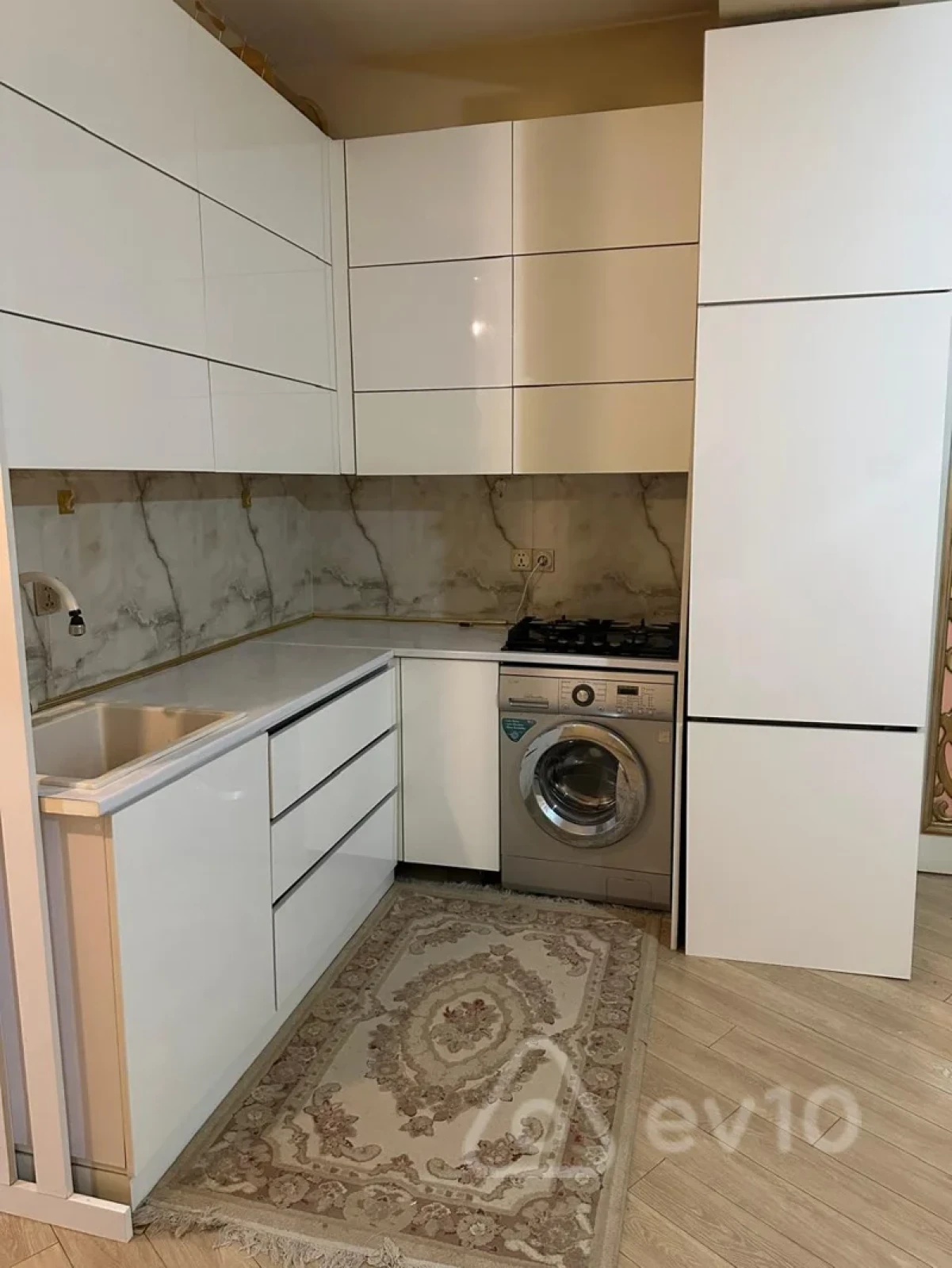 Kirayə verilir 3 otaqlı yeni tikili 100 m²