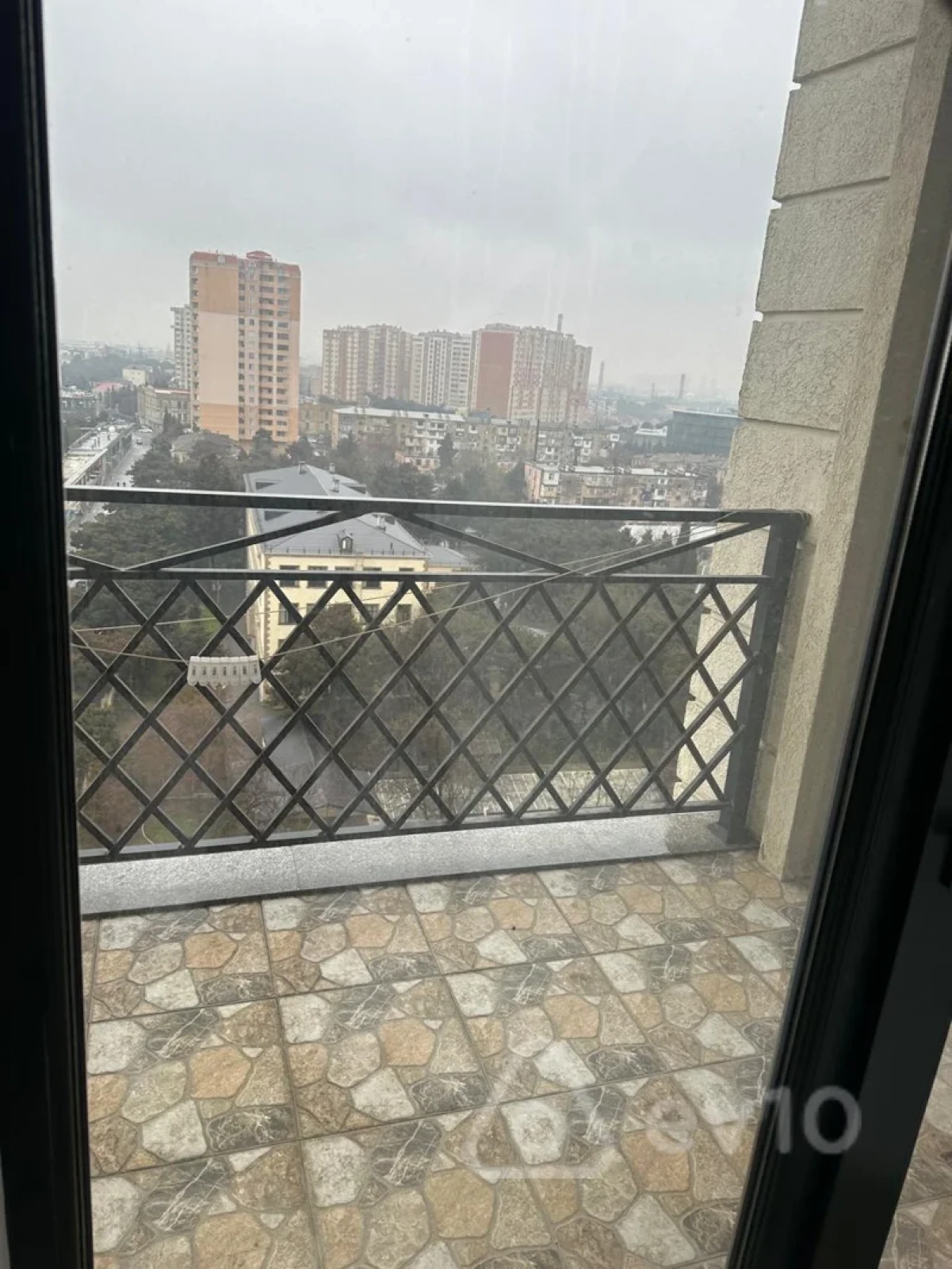 Kirayə verilir 3 otaqlı yeni tikili 100 m²