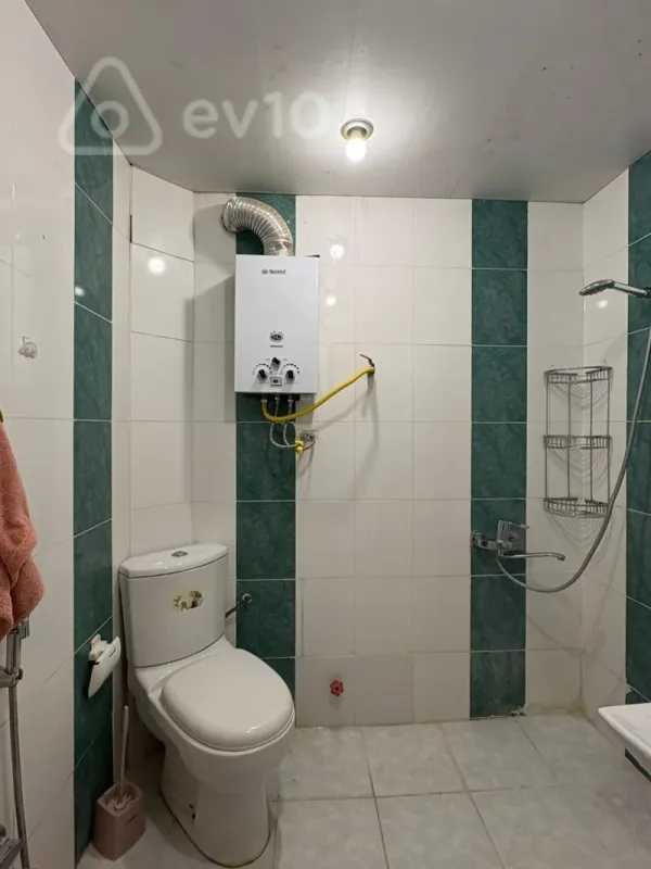 Satılır 3 otaqlı köhnə tikili 65 m²