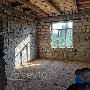 Satılır 3 otaqlı həyət evi 125 m²