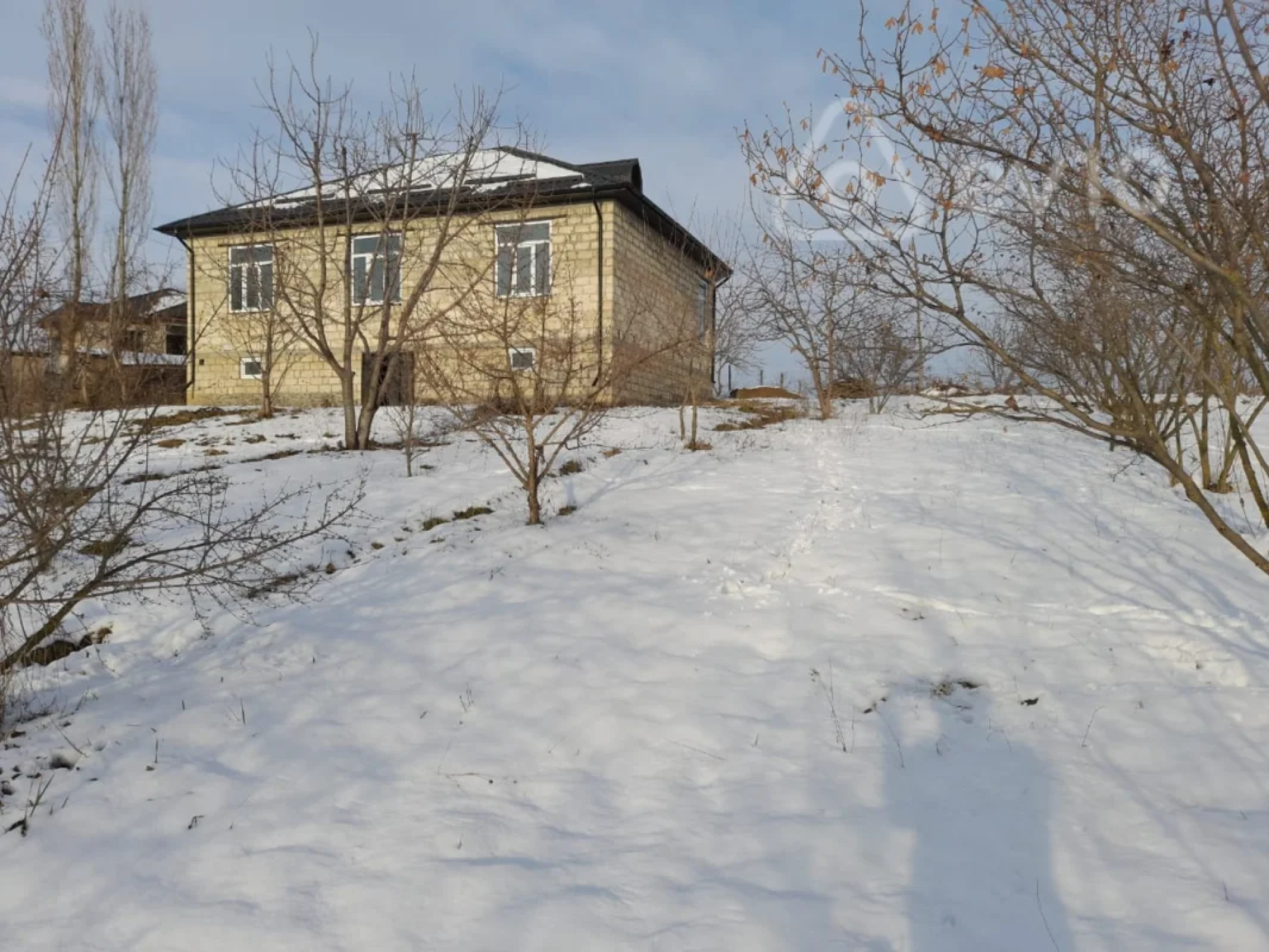 Satılır 3 otaqlı həyət evi 125 m²