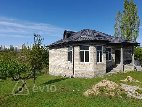 Satılır 3 otaqlı həyət evi 125 m² — Qusar 3 otaq 125.00 m²