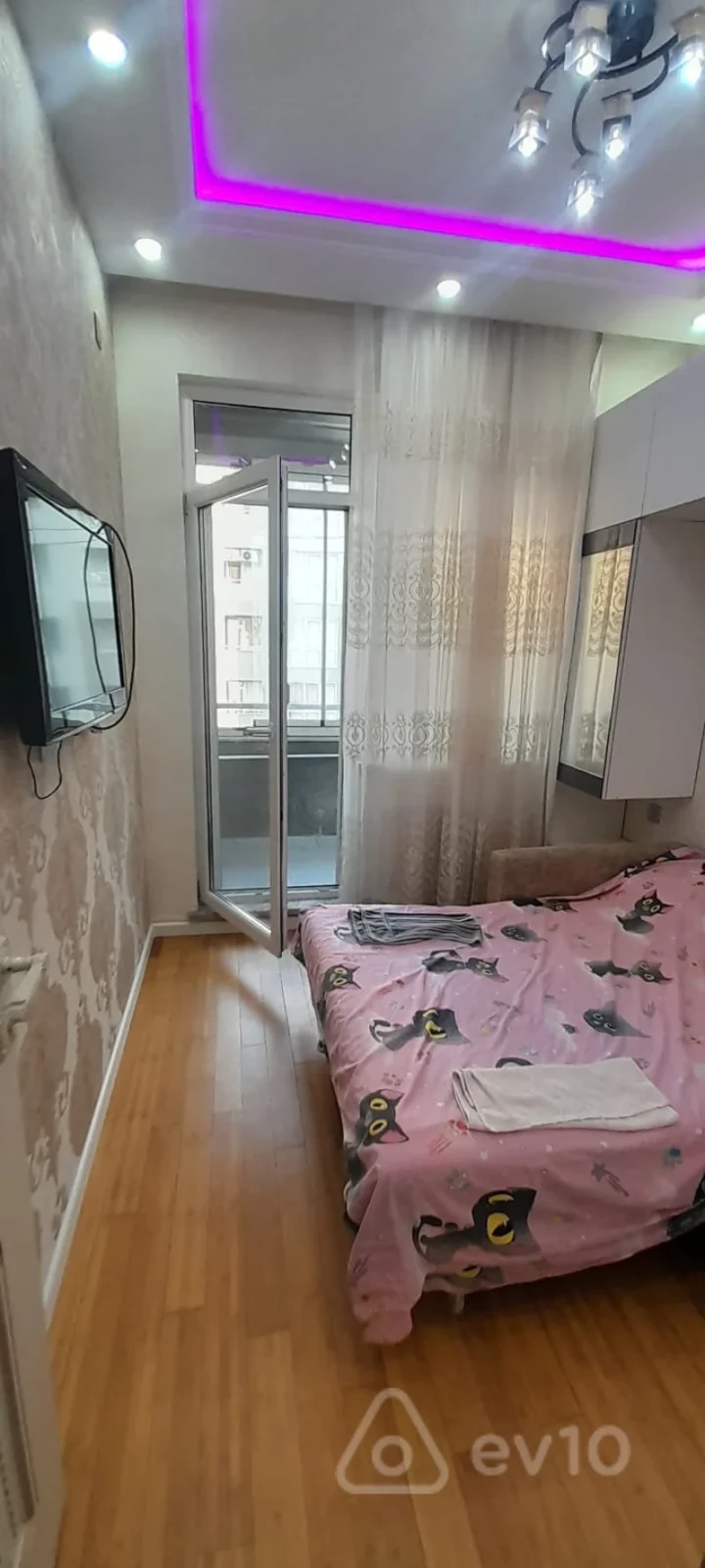 Kirayə verilir 3 otaqlı yeni tikili 65 m²