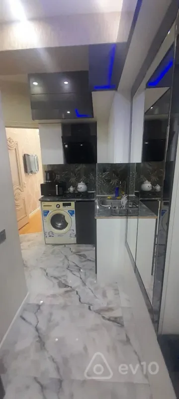 Kirayə verilir 3 otaqlı yeni tikili 65 m²