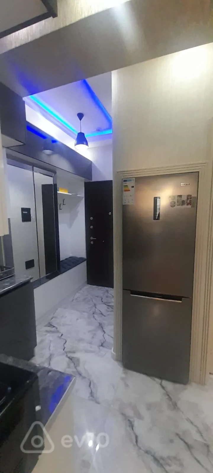 Kirayə verilir 3 otaqlı yeni tikili 65 m²