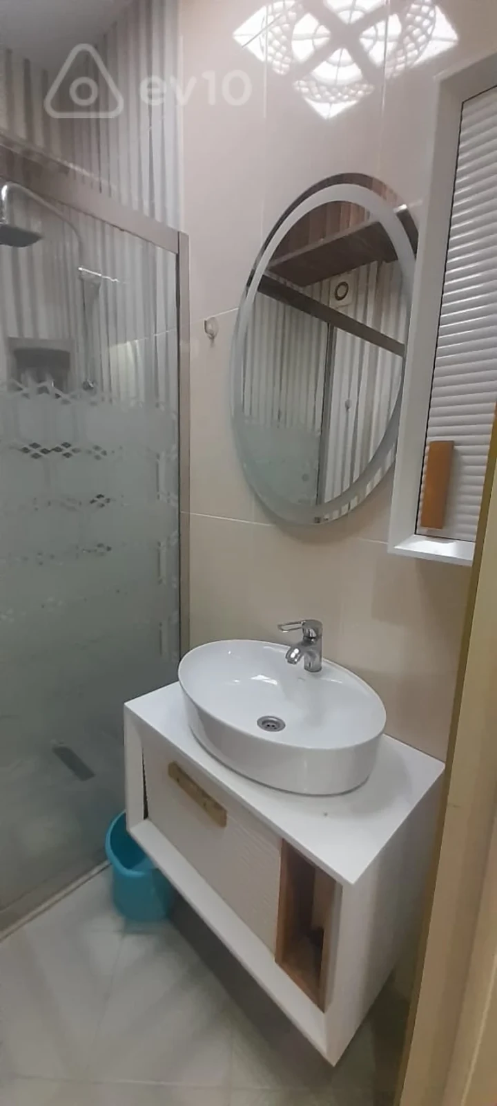 Kirayə verilir 3 otaqlı yeni tikili 65 m²