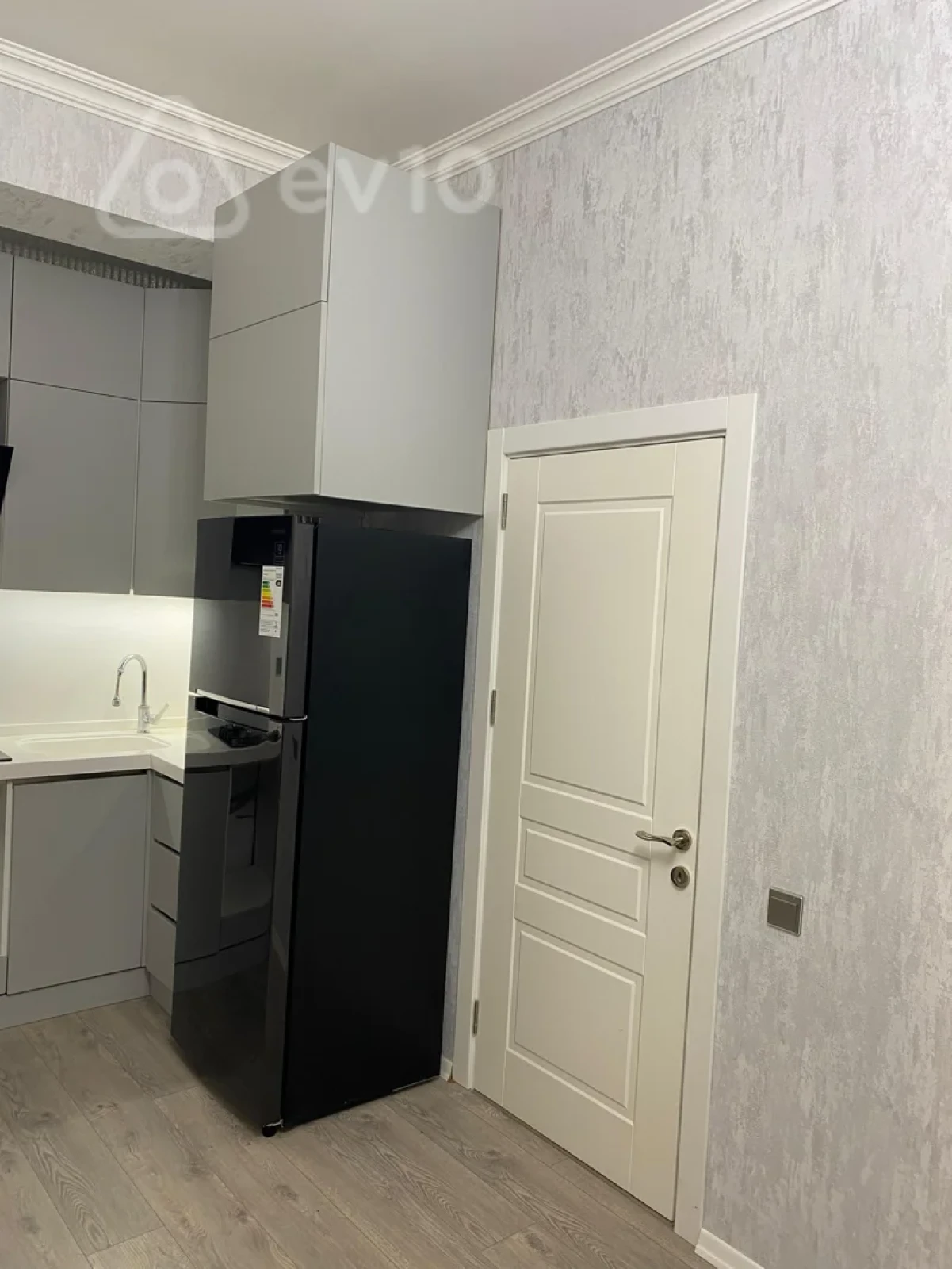 Kirayə verilir 2 otaqlı yeni tikili 70 m²