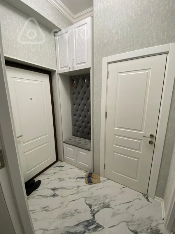 Kirayə verilir 2 otaqlı yeni tikili 70 m²