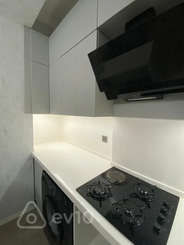 Kirayə verilir 2 otaqlı yeni tikili 70 m²