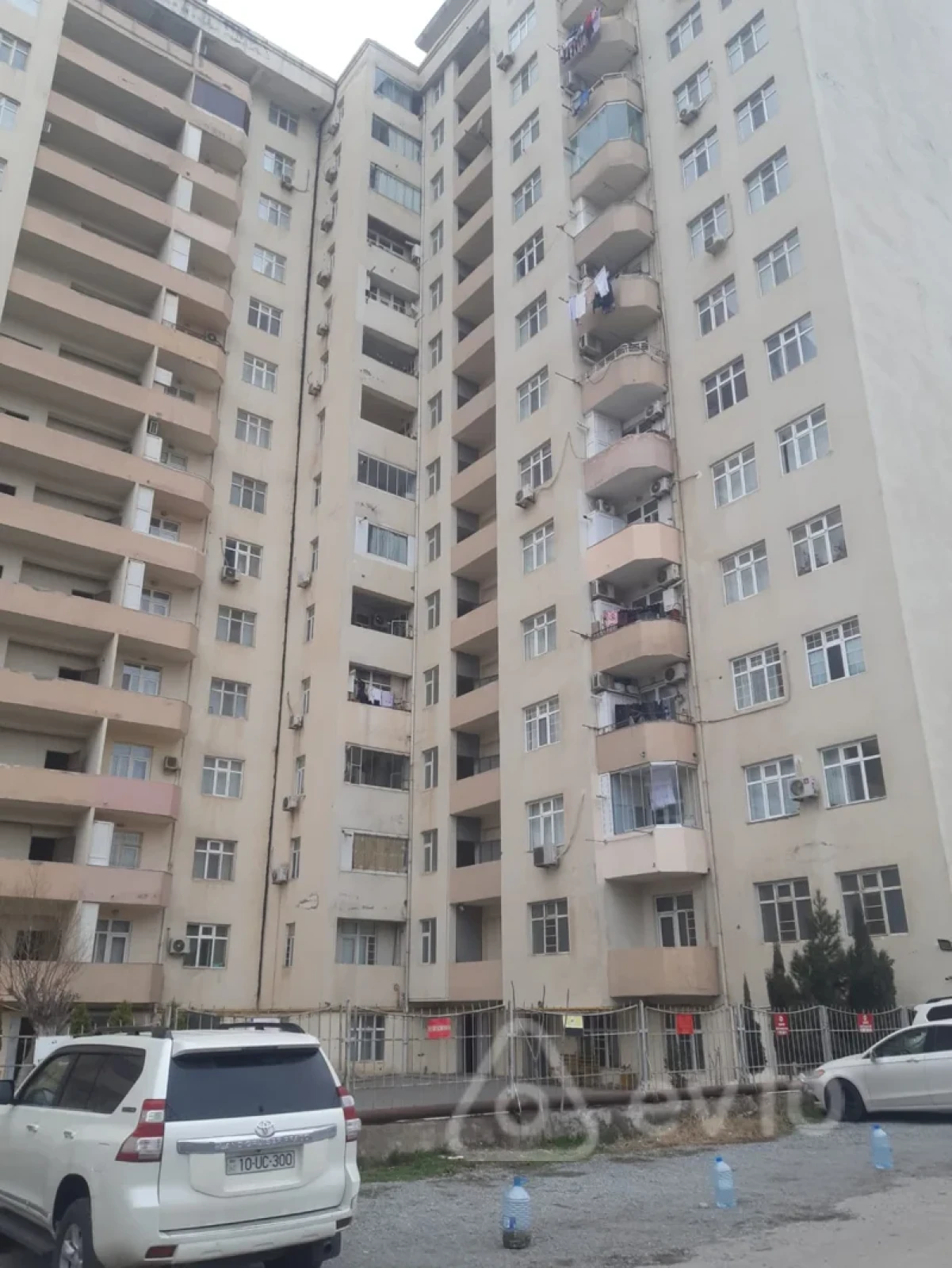 Kirayə verilir 2 otaqlı yeni tikili 85 m²