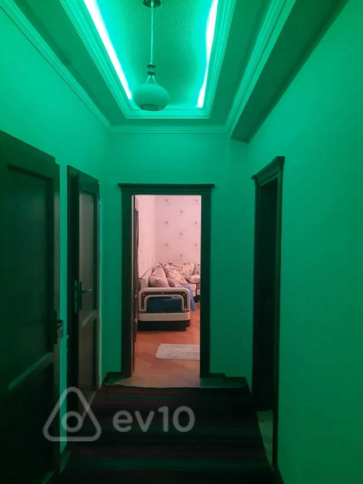 Kirayə verilir 2 otaqlı yeni tikili 85 m²