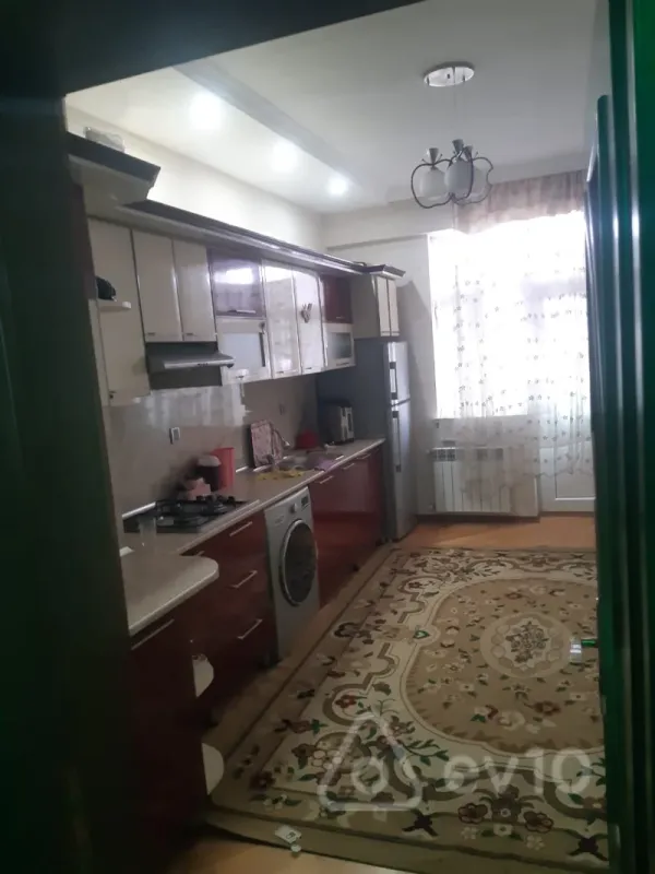 Kirayə verilir 2 otaqlı yeni tikili 85 m²