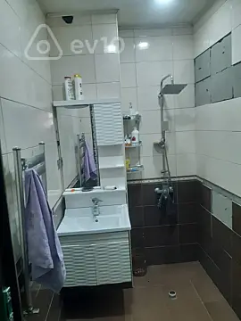 Kirayə verilir 2 otaqlı yeni tikili 85 m²