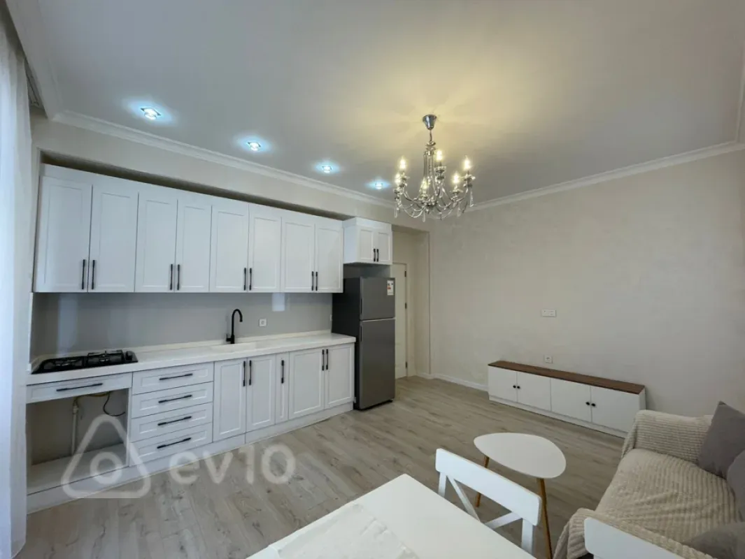 Kirayə verilir 2 otaqlı yeni tikili 60 m²