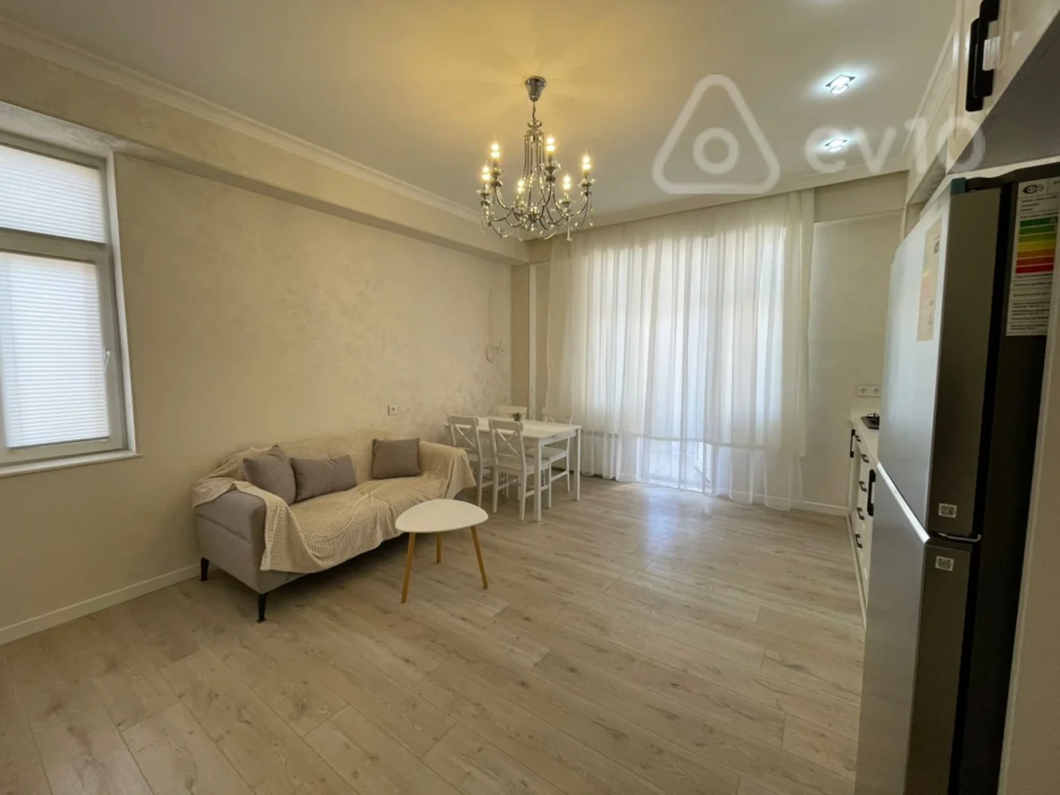 Kirayə verilir 2 otaqlı yeni tikili 60 m²