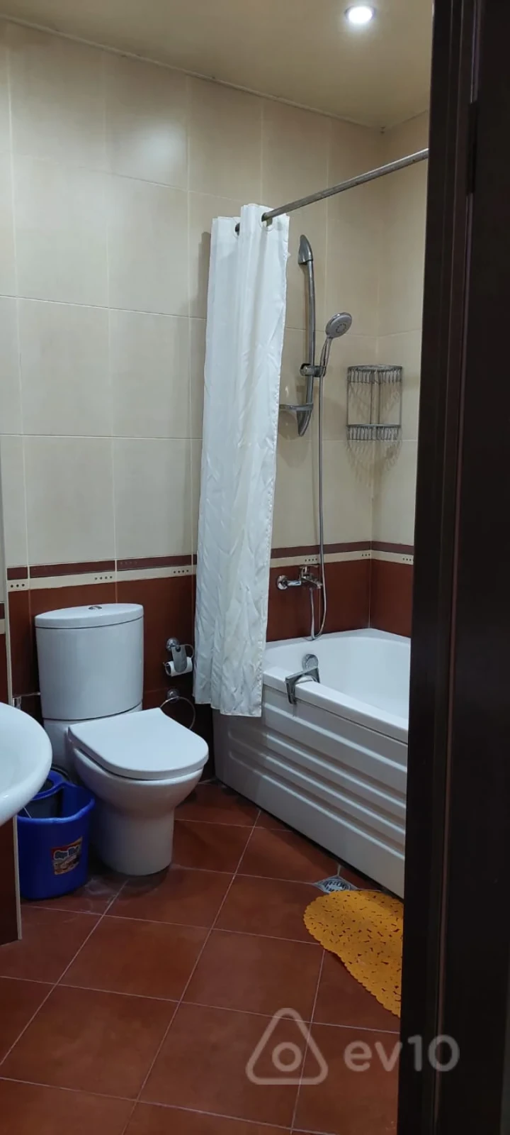 Kirayə verilir 2 otaqlı yeni tikili 85 m²