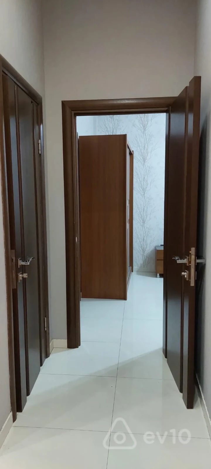 Kirayə verilir 2 otaqlı yeni tikili 85 m²