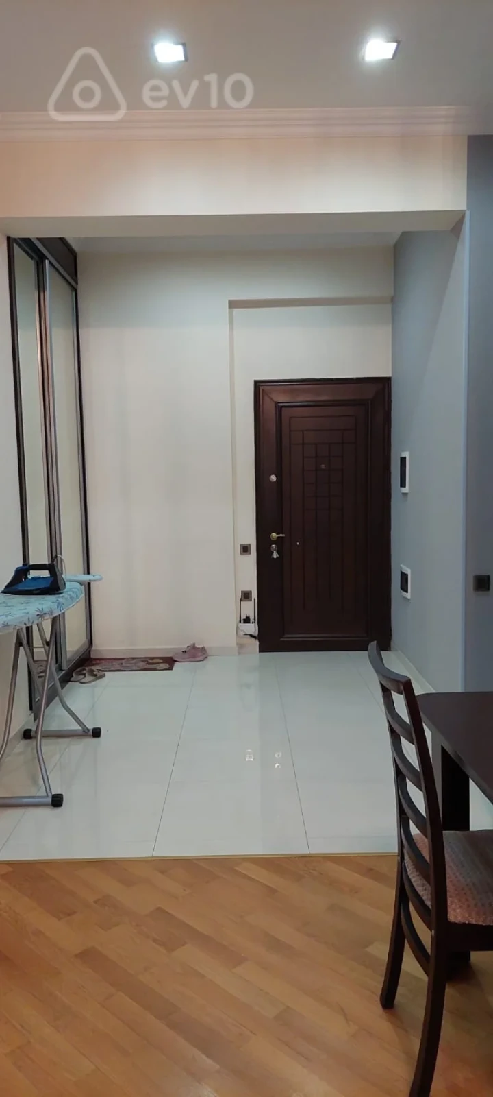 Kirayə verilir 2 otaqlı yeni tikili 85 m²