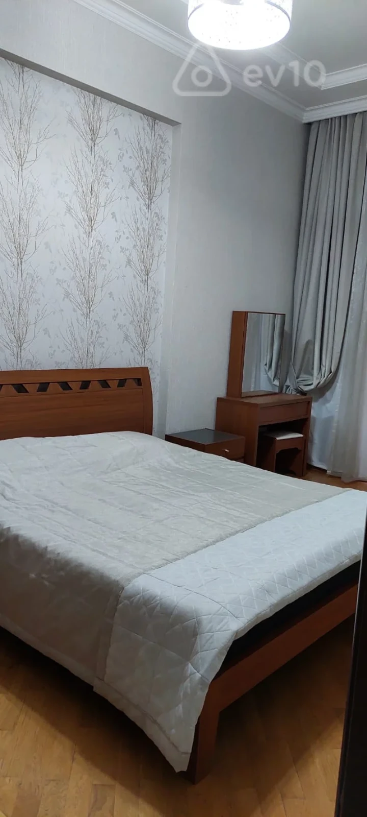 Kirayə verilir 2 otaqlı yeni tikili 85 m²