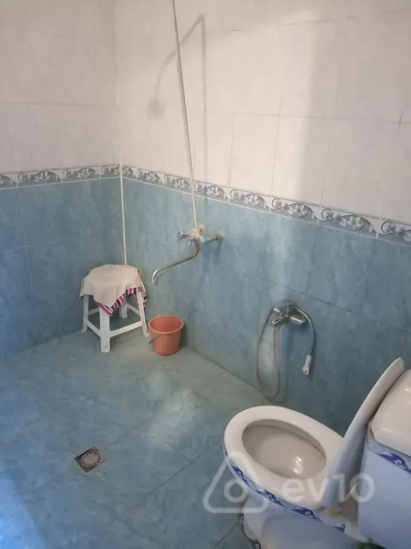 Kirayə verilir 2 otaqlı yeni tikili 70 m²