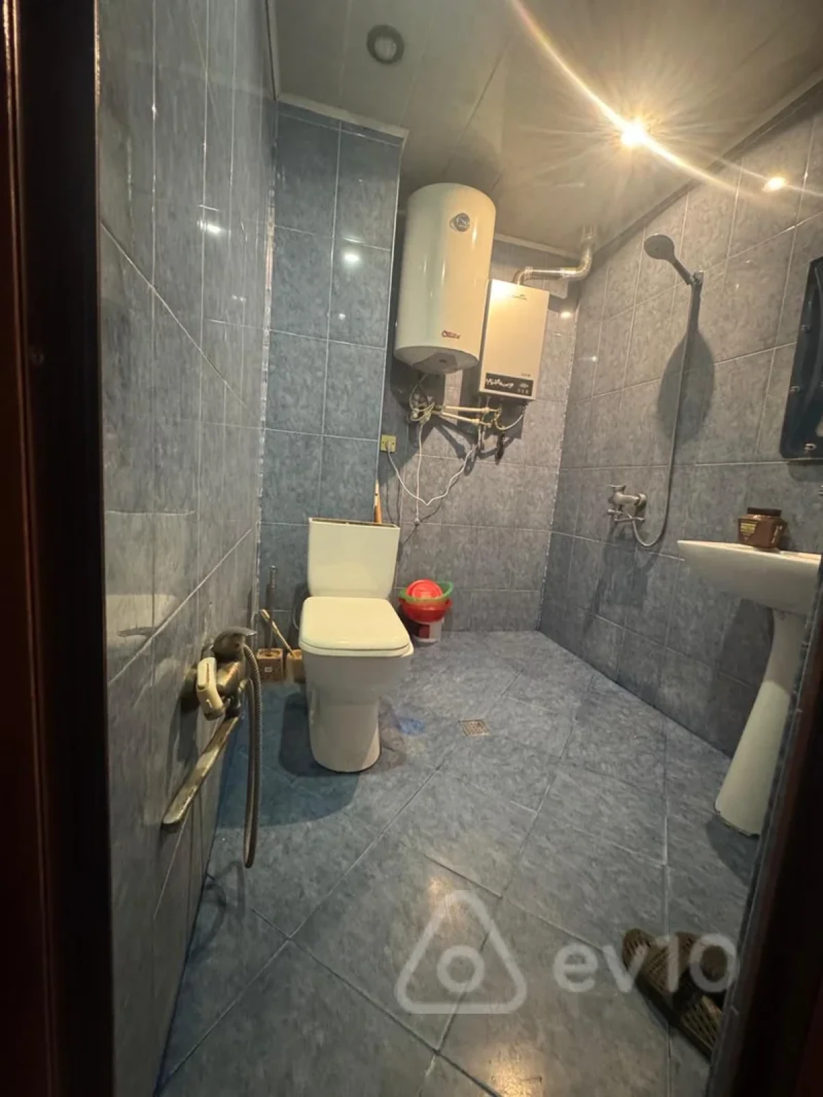 Satılır 2 otaqlı köhnə tikili 45 m²