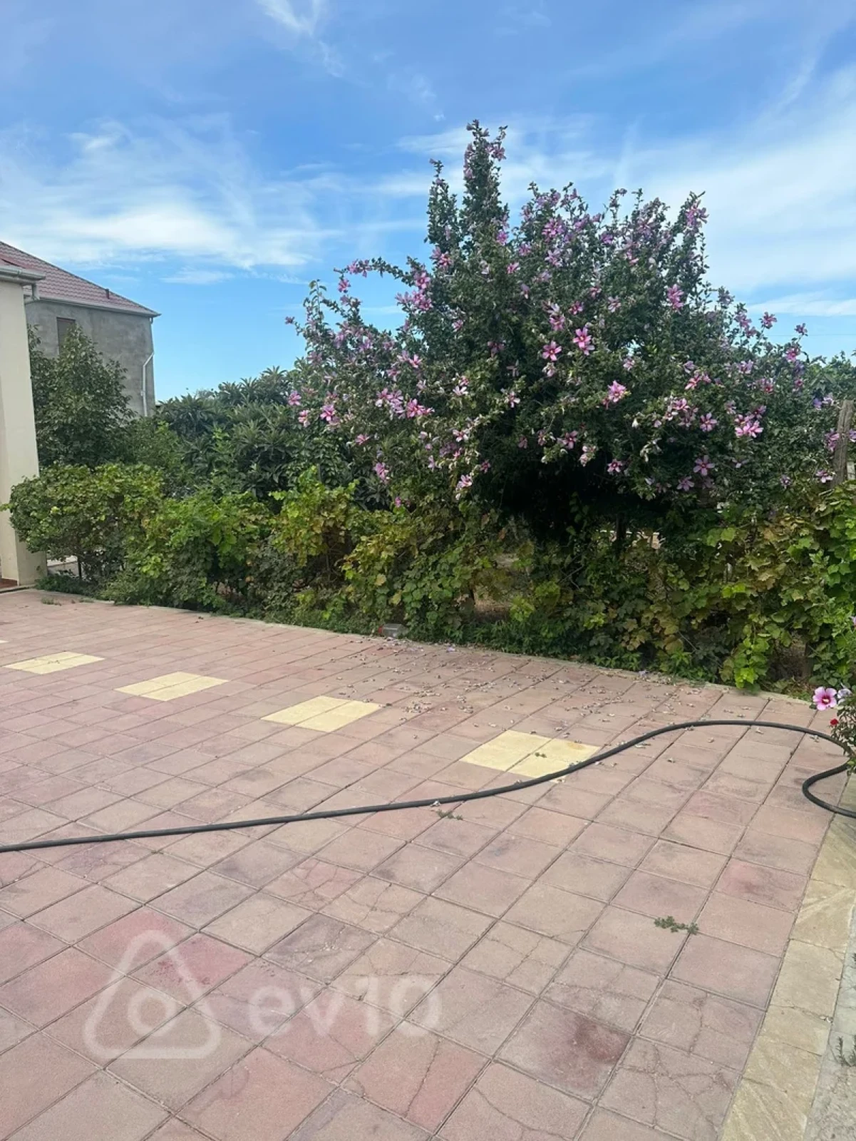 Kirayə verilir 4 otaqlı həyət evi 100 m²