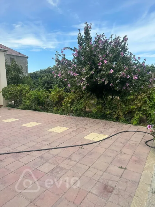 Kirayə verilir 4 otaqlı həyət evi 100 m²