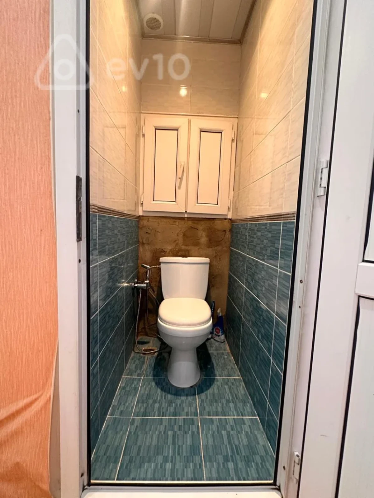 Satılır 2 otaqlı köhnə tikili 55 m²
