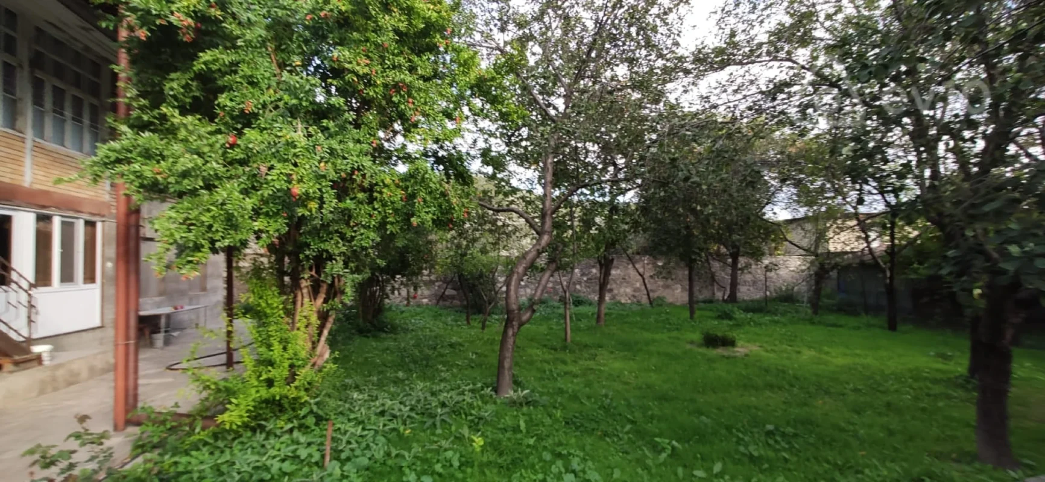 Satılır 6 otaqlı həyət evi 6 m²