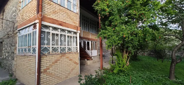 Satılır 6 otaqlı həyət evi 6 m²