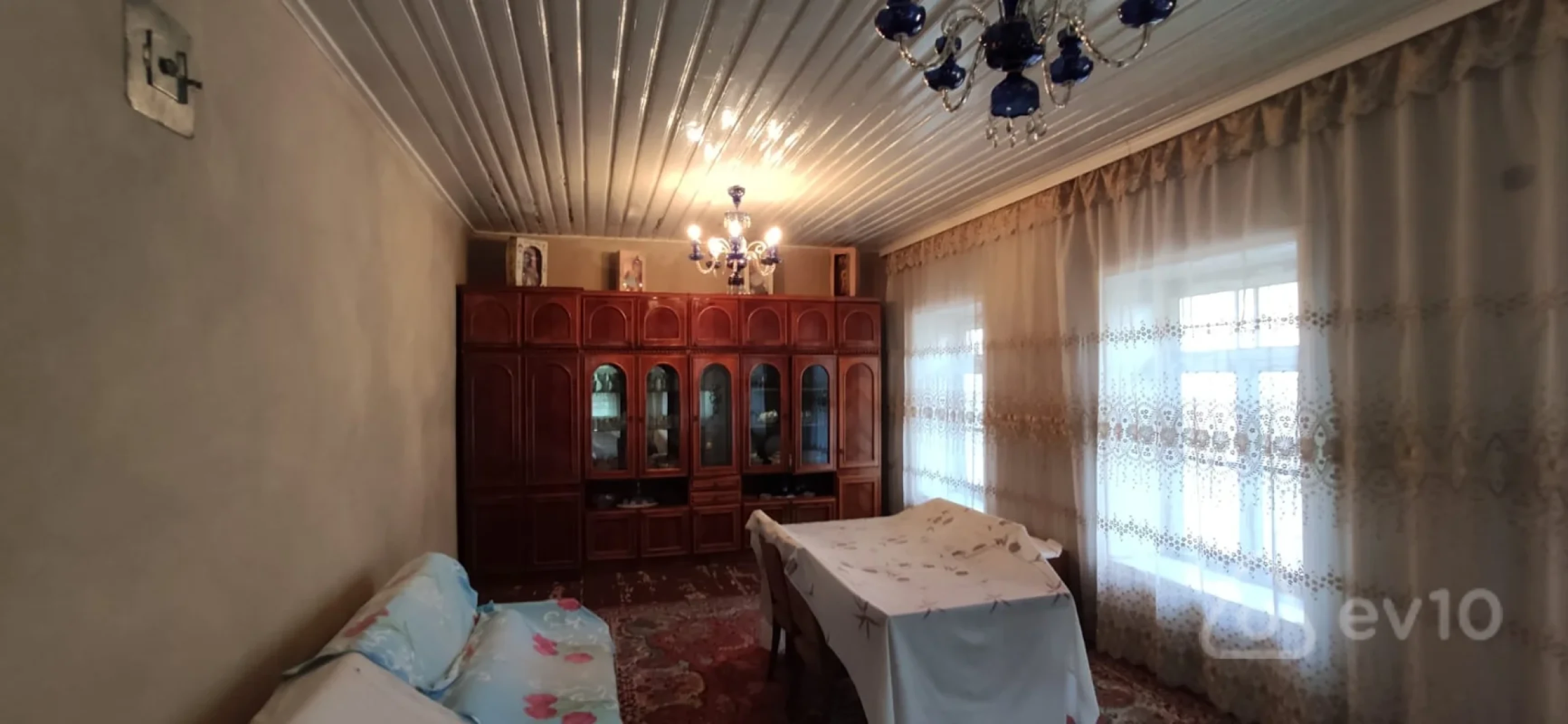 Satılır 6 otaqlı həyət evi 6 m²
