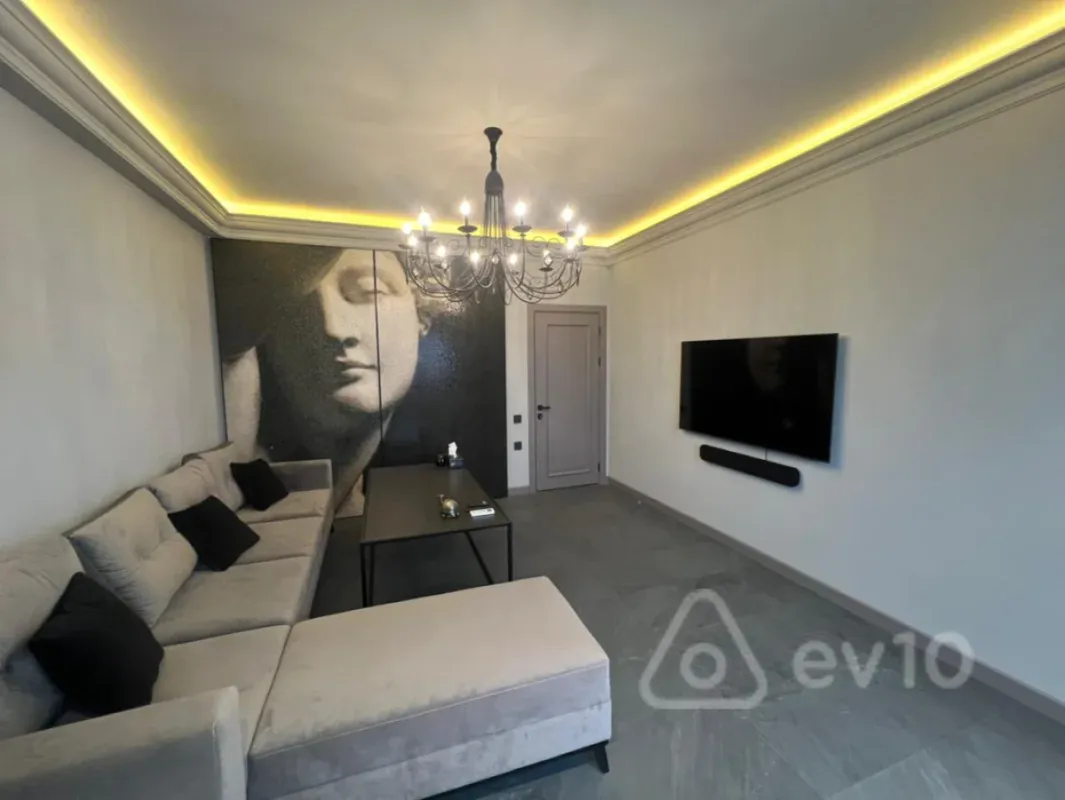 Satılır 2 otaqlı yeni tikili 55 m²