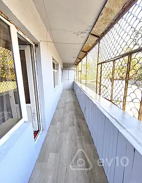 Kirayə verilir 4 otaqlı köhnə tikili 120 m²