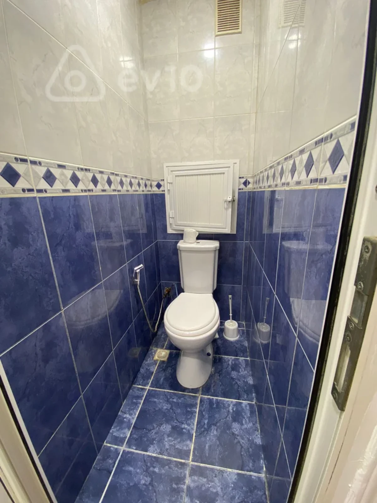 Kirayə verilir 4 otaqlı köhnə tikili 120 m²