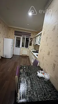 Kirayə verilir 2 otaqlı yeni tikili 80 m²