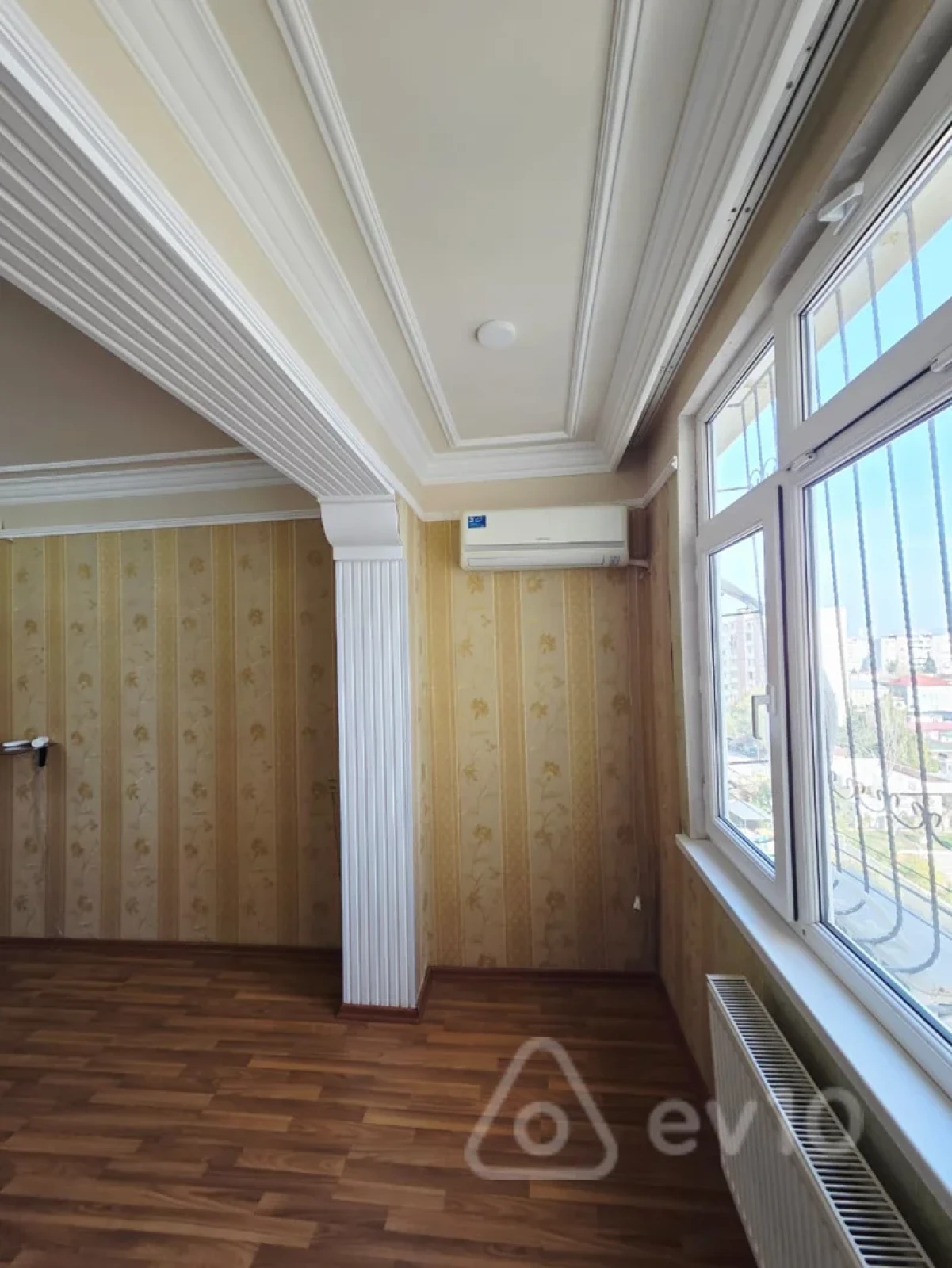 Satılır 3 otaqlı köhnə tikili 85 m²