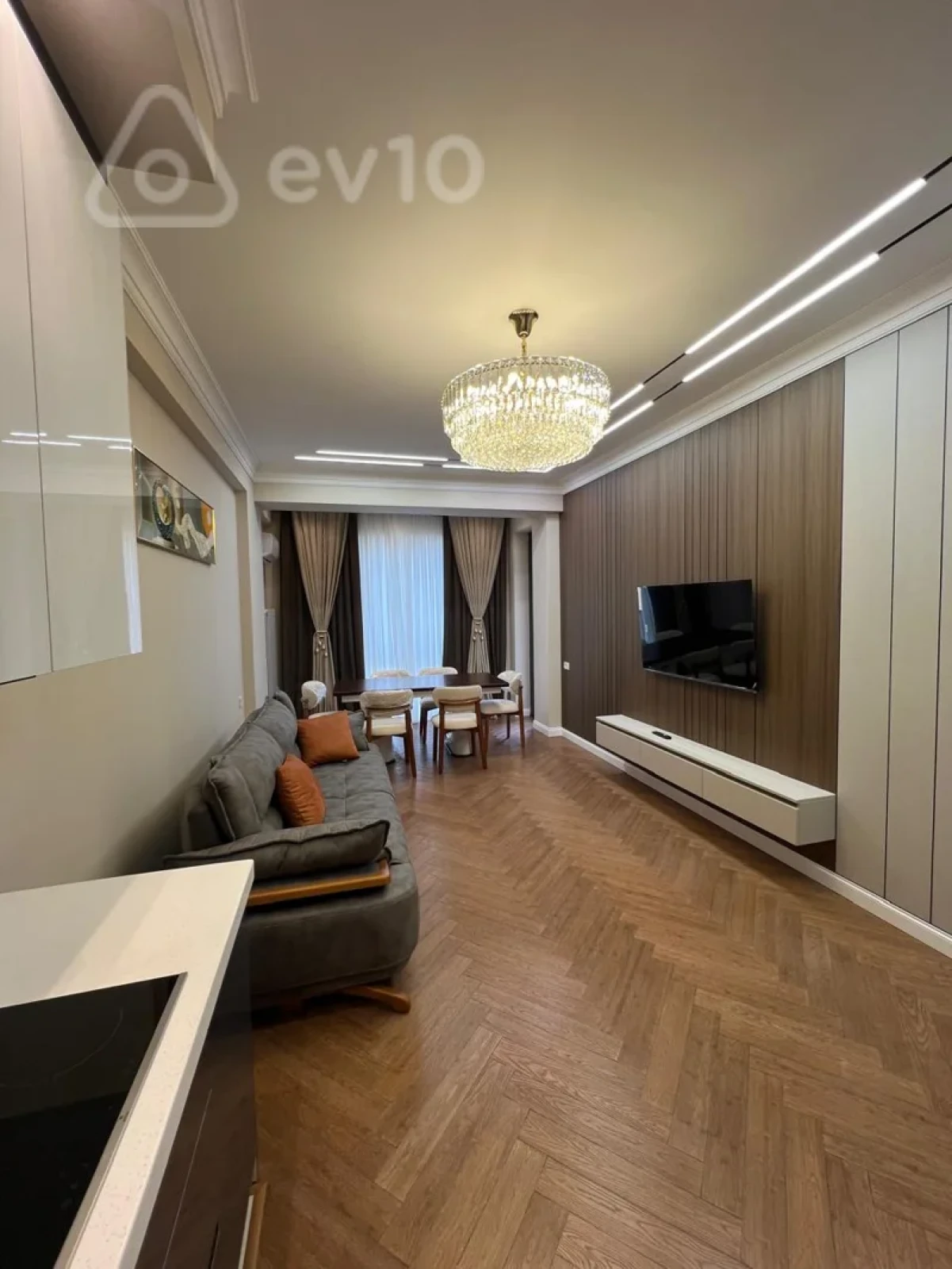 Kirayə verilir 2 otaqlı yeni tikili 80 m²