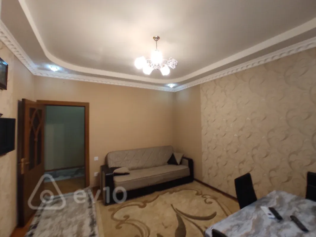Kirayə verilir 2 otaqlı yeni tikili 65 m²
