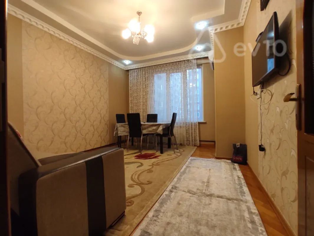 Kirayə verilir 2 otaqlı yeni tikili 65 m²